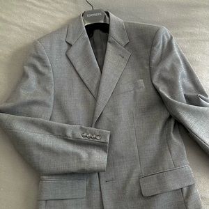 Express Men’s Producer Suit. Gray. 40R, 32x32.